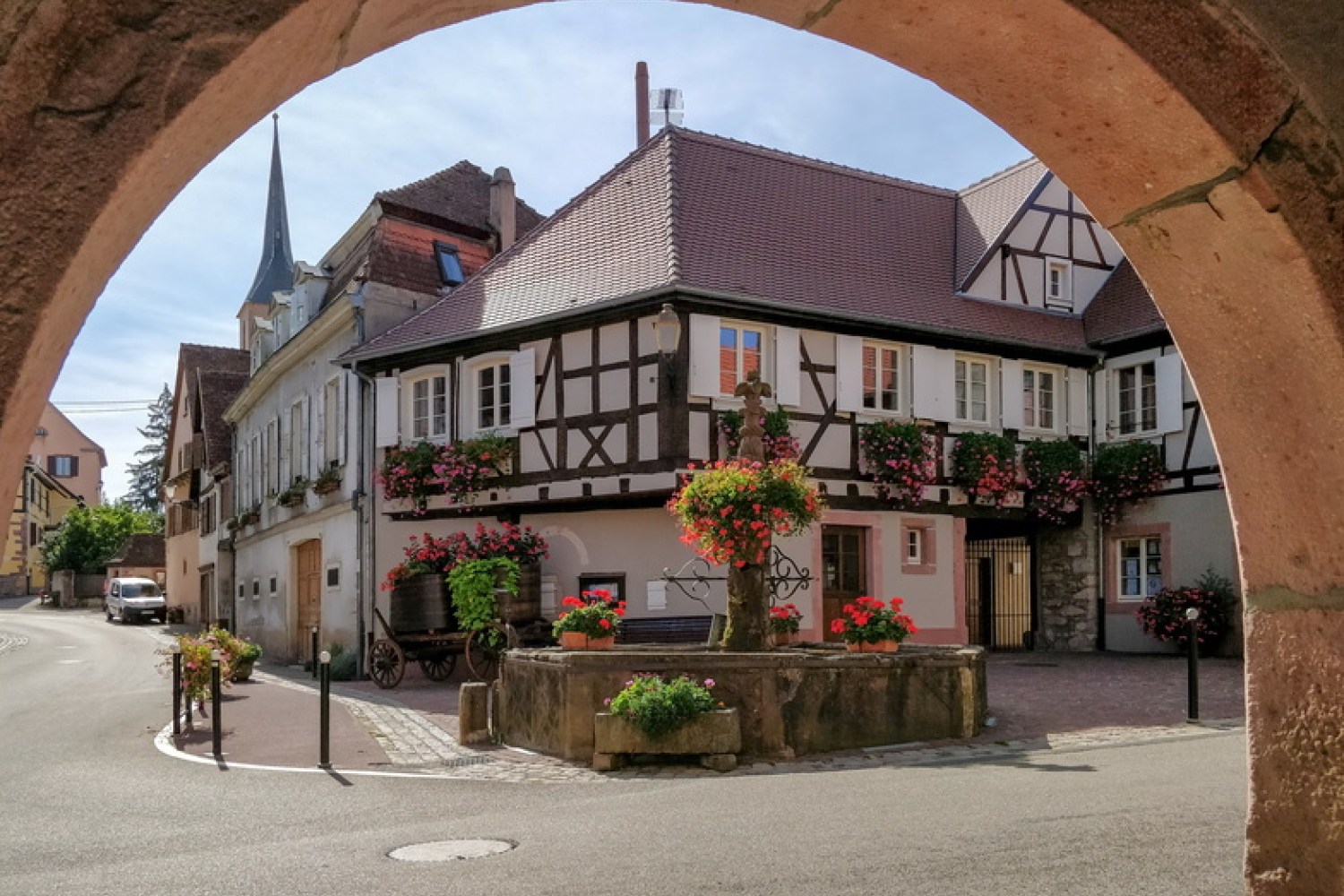 Fontaine au centre du village